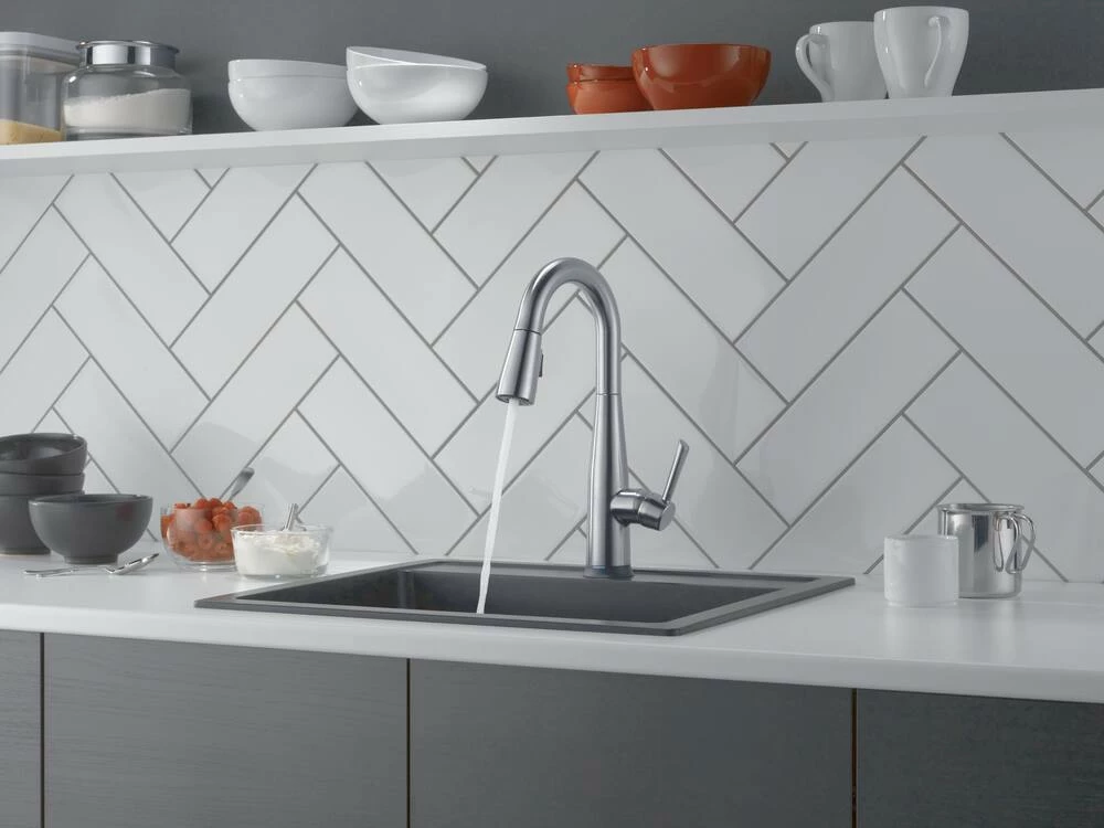 Delta Essa 1-Handle Pull-Down Bar/Prep Faucet, Arctic, Stainless - Image 5