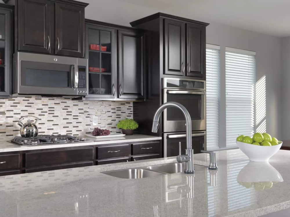 Delta Faucet Trinsic Single Handle High Arc Pull Down Kitchen Faucet - Image 9